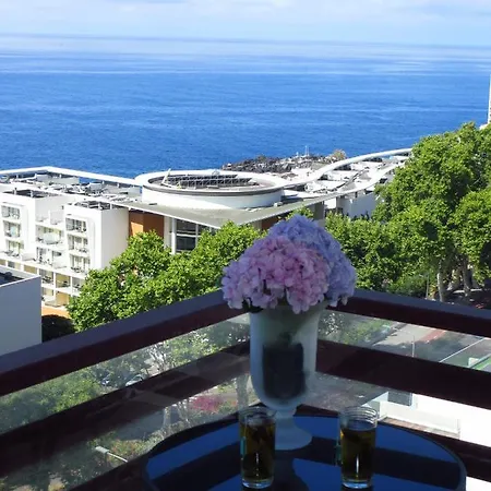 Tranquil Ocean View * Funchal (Madeira)